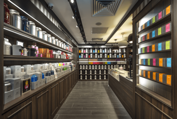 Pencahayaan yang Menonjolkan Produk